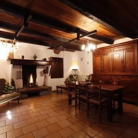 House Roussel Сasa de vacaciones Lacrouzette