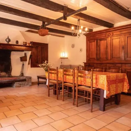 Сasa de vacaciones House Roussel *